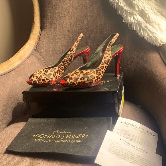 Donald J. Pliner Shoes - Donald J Pliner Zilla 106 Pumps Faux Fur